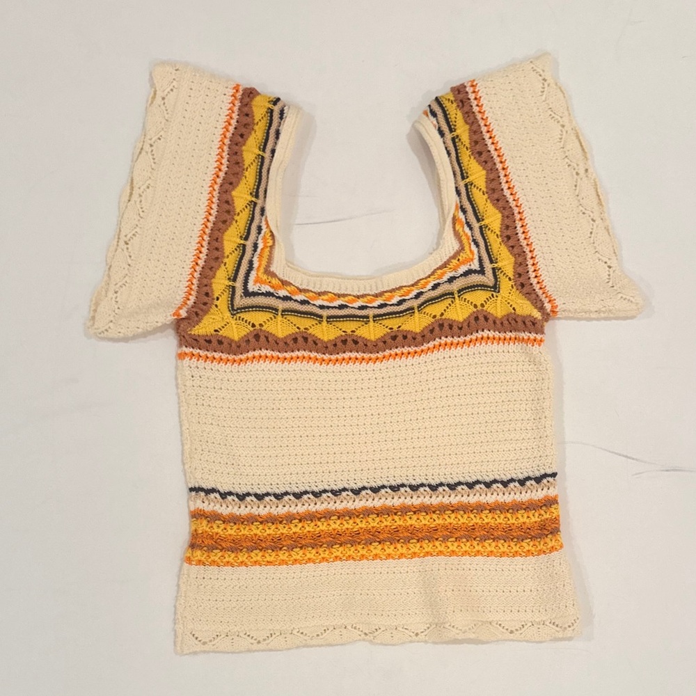 Cropped knit top